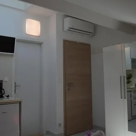 Kristonia דירה *