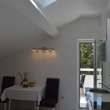 Kristonia Appartement *