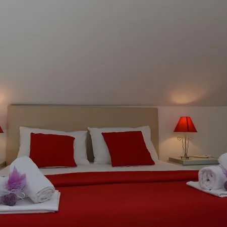 Kristonia * Hvar Town