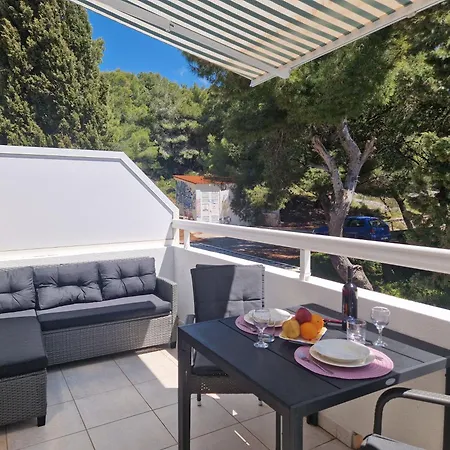 דירה Kristonia חוואר