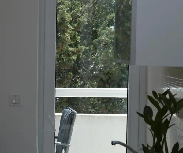 Kristonia * Hvar Town